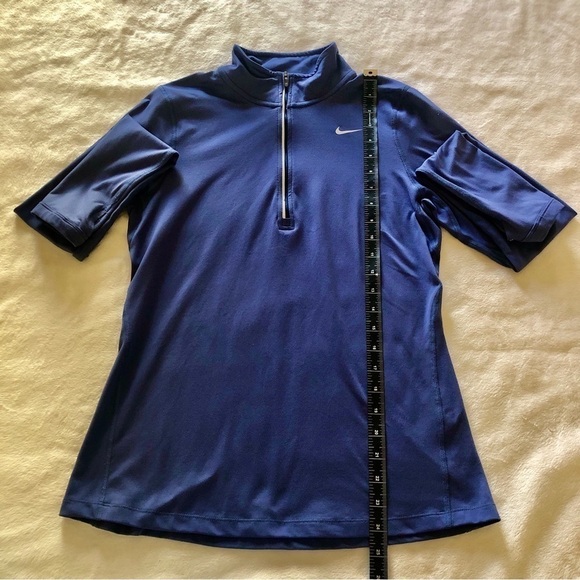 Nike. Dri-Fit Long Sleeve Half Zip. Purple. Small. - Picture 6 of 8